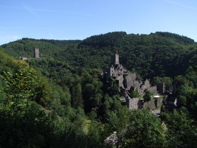 Die nächste Station war Manderscheid, wo wir die Unterburg für eine andere Fahrt aufsparten ...