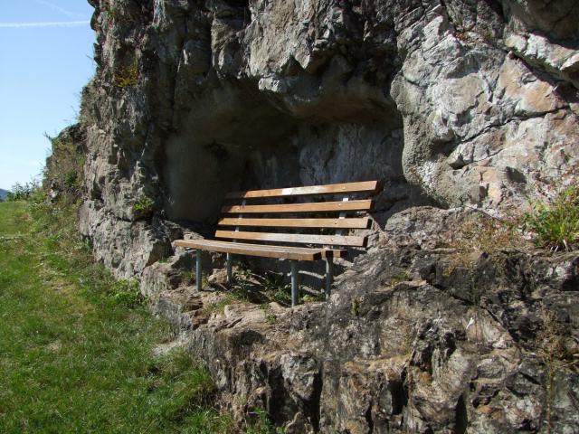 ... auf der Sonnenbank Platz nehmen ...