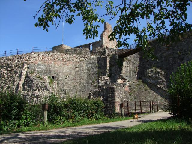 ... also nichts wie hinein!