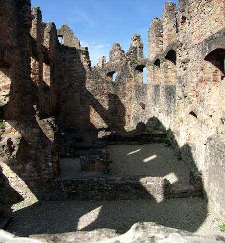 Lange Schatten veranlassten uns ...